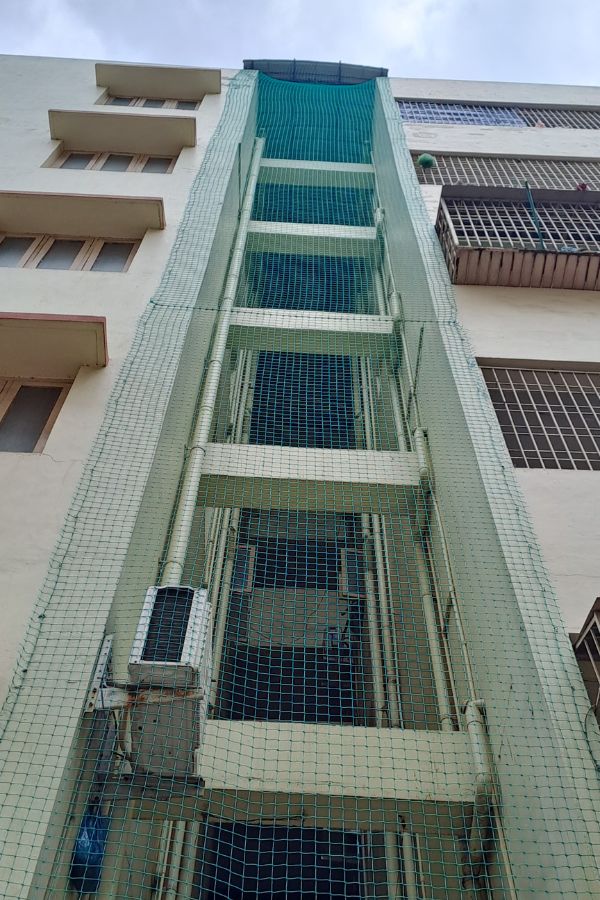 Duct ara safety nets